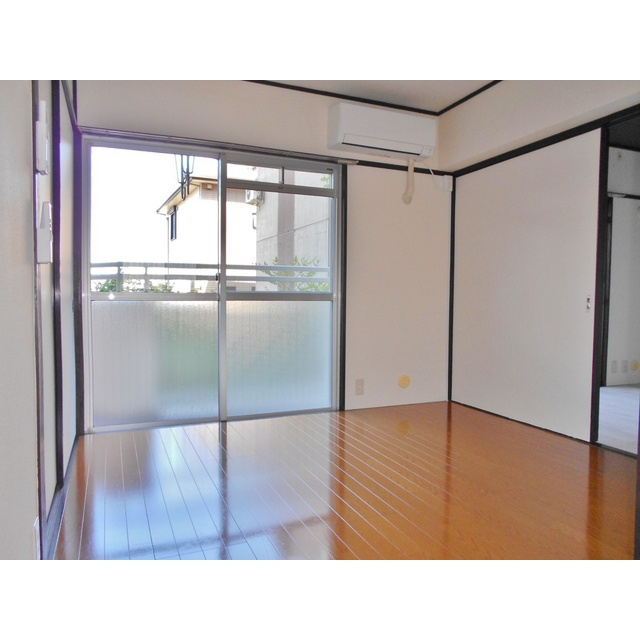 シャルム岐阜の居間・リビング