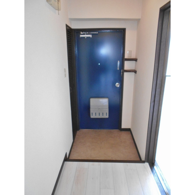 シャルム岐阜の玄関