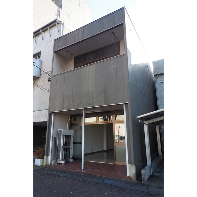 坂野ビルの外観