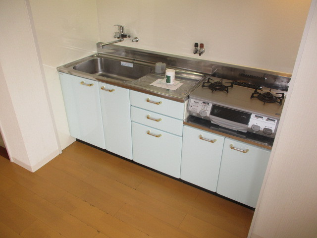 シャルム星和台のキッチン