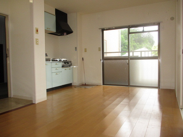 シャルム星和台のキッチン