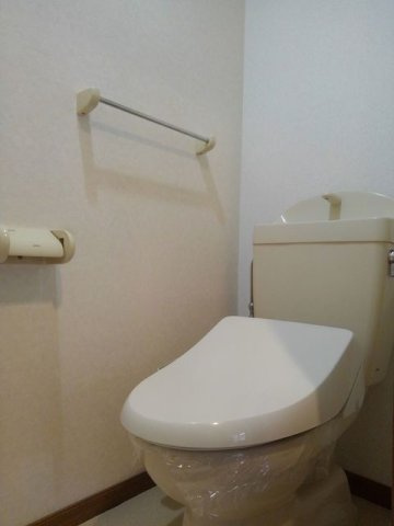 エトワール八尾Ⅱのトイレ|清潔感のあるトイレです