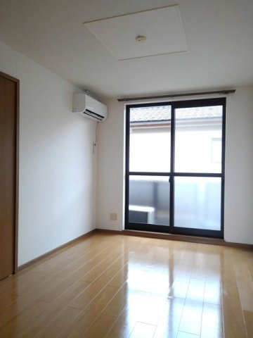 エトワール八尾Ⅱの内装|過ごしやすい室内です