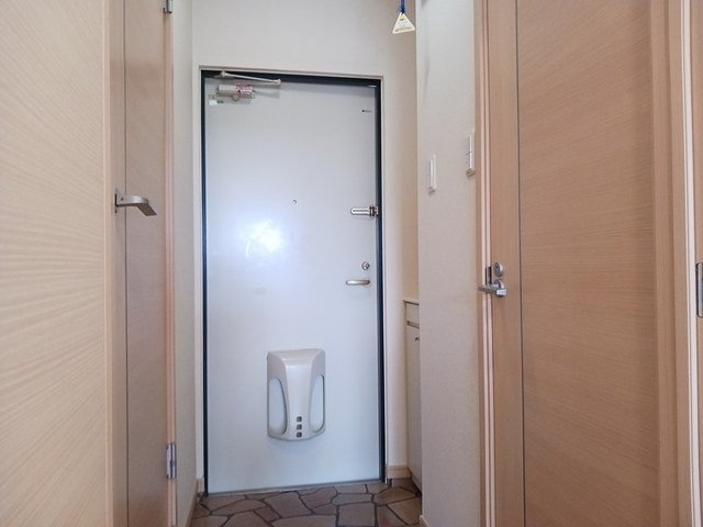 アンソレイユＡの玄関|落ち着いた玄関です