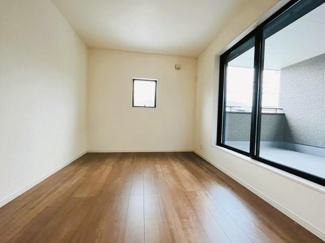 【洋室】 | 写真は同社施工例です。