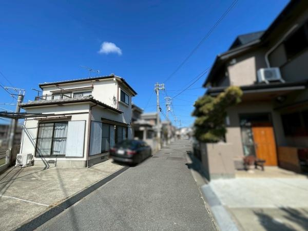 和歌山市紀三井寺　中古戸建の前面道路含む現地写真