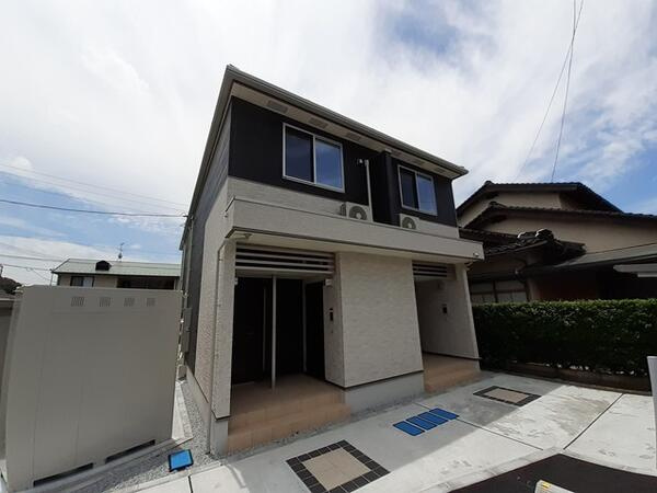 オリエンタル　レジデンス　３