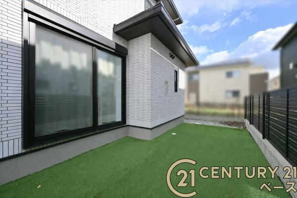 橿原市城殿町の中古一戸建の庭|■現地撮影写真■多用途に使用可能なお庭付き！