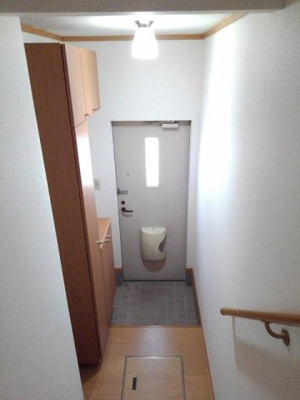 【玄関】 | コーポラス・カマタ　Ａ