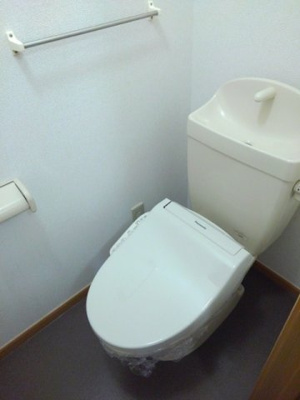 【トイレ】 | コーポラス・カマタ　Ａ