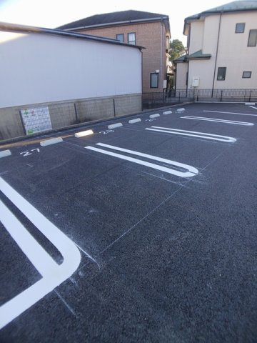 ハピネスⅠ番館の駐車場