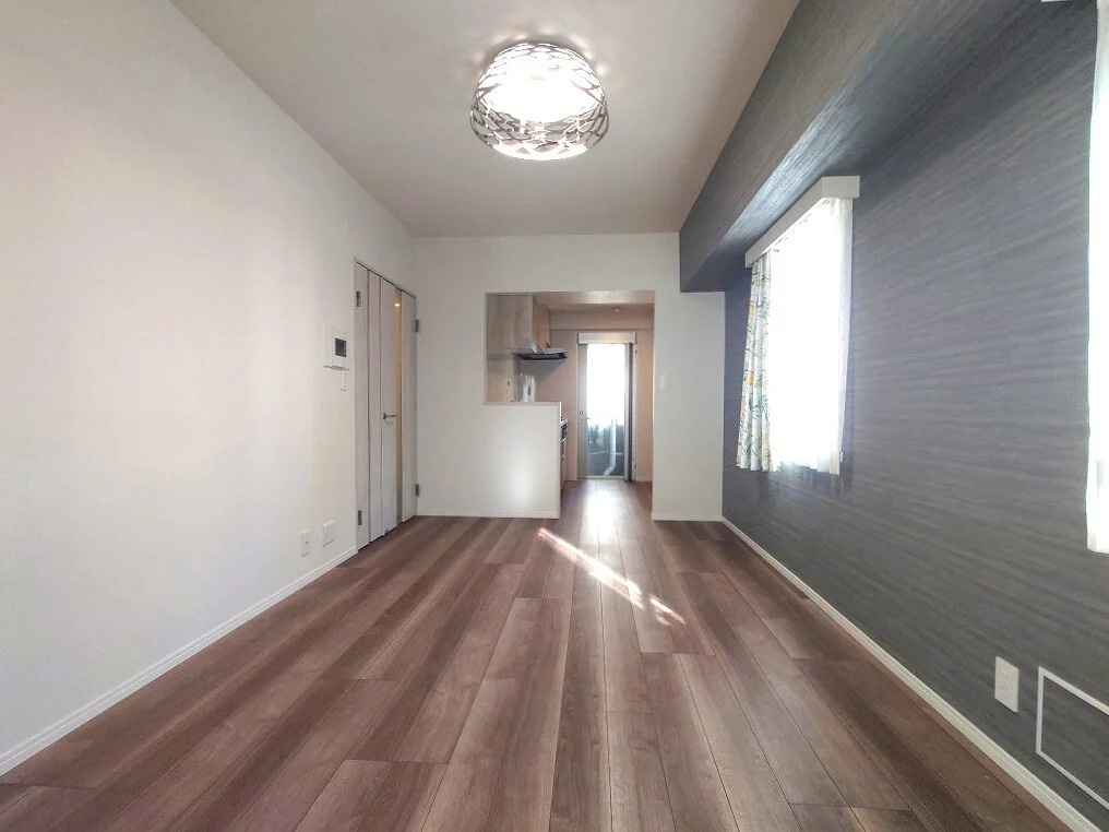 【居間・リビング】