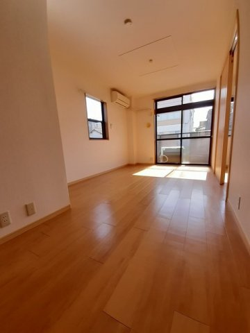 ルナハウスの居間・リビング