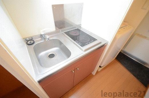 レオパレス南江戸のキッチン|備品や設備仕様は号室等により異なります現地をご確認下さい。