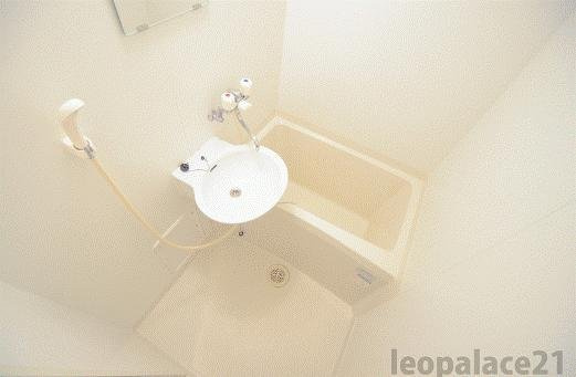 レオパレス南江戸の浴室|備品や設備仕様は号室等により異なります現地をご確認下さい。