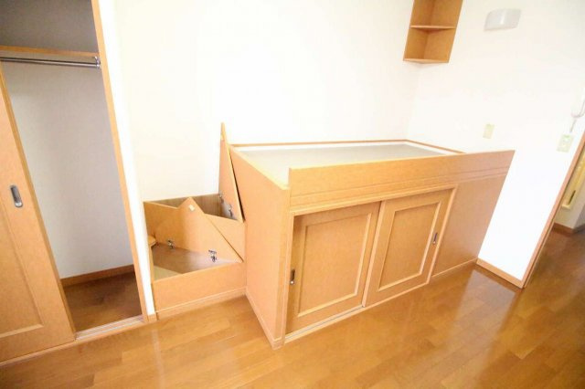 レオパレスフローラ湯築の寝室|備品や設備仕様は号室等により異なります現地をご確認下さい。