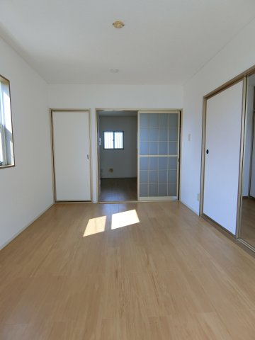 ニューシティ美保Ｂの居間・リビング