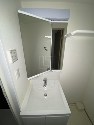 【独立洗面台】 | La Douceur九条 | La Douceur九条　独立洗面化粧台