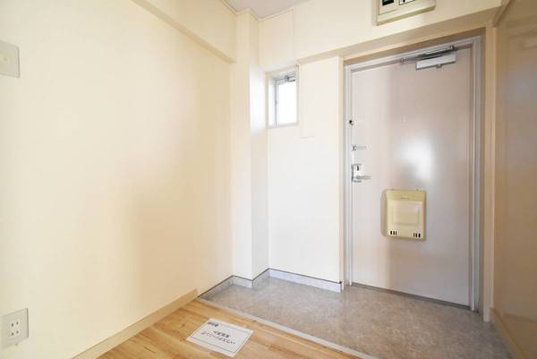 ビレッジハウス大谷5号棟の玄関|ビレッジハウスの同一物件・同一タイプの間取りの写真です