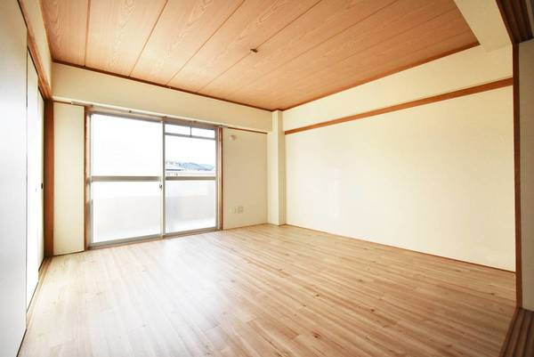 ビレッジハウス大谷5号棟の居間・リビング|ビレッジハウスの同一物件・同一タイプの間取りの写真です