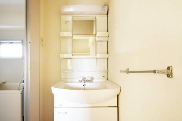 ビレッジハウス大谷5号棟の洗面所|ビレッジハウスの同一物件・同一タイプの間取りの写真です