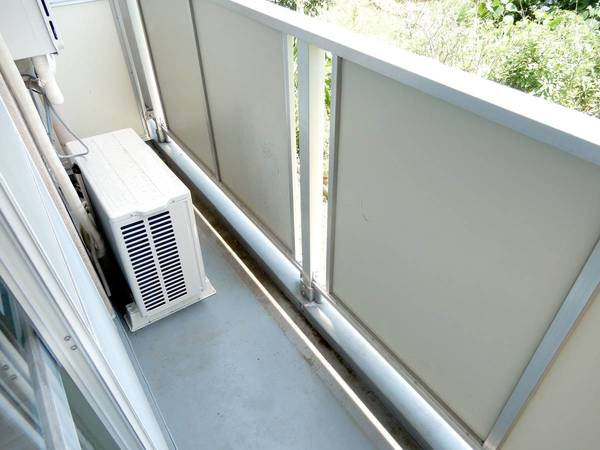ビレッジハウス月吉1号棟のバルコニー|ビレッジハウスの同一物件・同一タイプの間取りの写真です