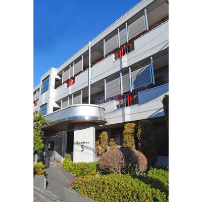 ゼファ・エスの外観|外観は落ち着いています