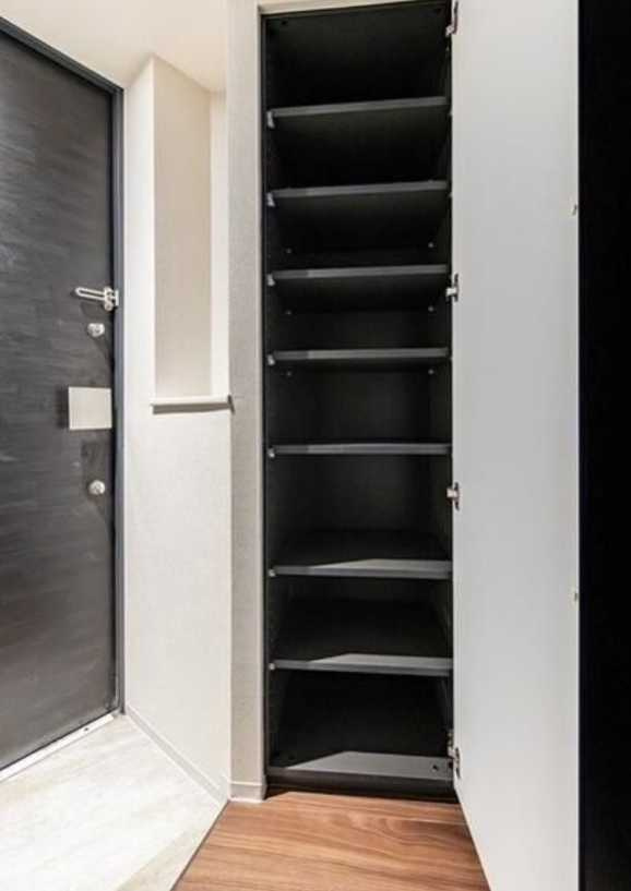 デュオフラッツ池尻大橋ノリス　新築　礼金０　ペット相談の玄関