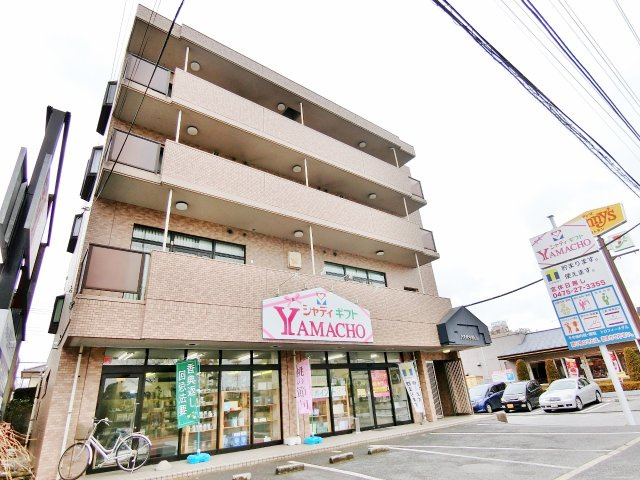 今関ビルの外観