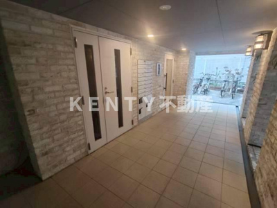 【ロビー】 | ハーモニーグラシア蒲田 | 落ち着いたロビーです