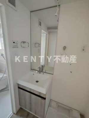 【洗面所】 | ハーモニーグラシア蒲田 | スペースが確保できる洗面所です