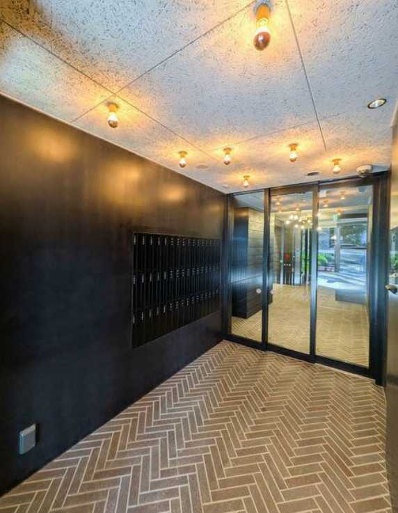 グレーシアフィット三軒茶屋　新築　ペット相談　ネット無料のエントランス