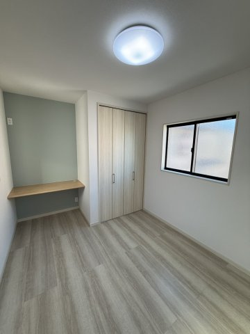 和歌山市中島・中古戸建・115515の洋室