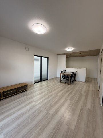 和歌山市中島・中古戸建・115515の居間・リビング