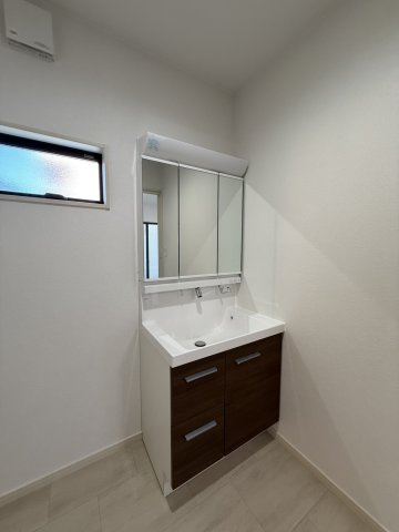 和歌山市中島・中古戸建・115515の洗面所