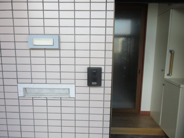 エリートインたいらの玄関