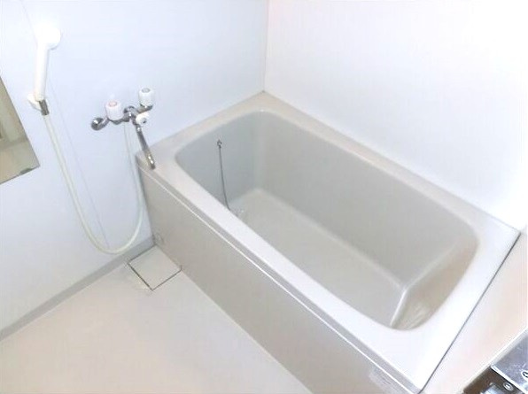 レージュ徳重の浴室