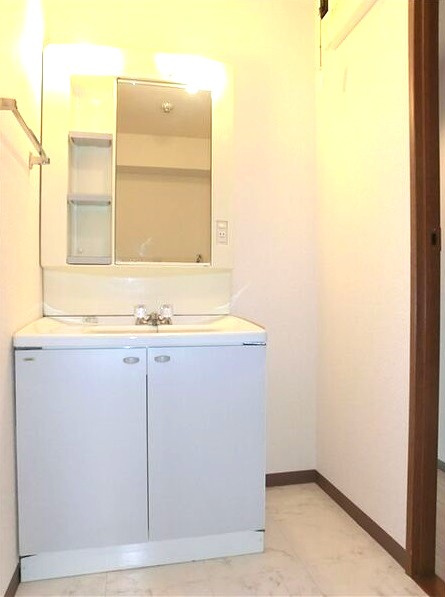 レージュ徳重の洗面所