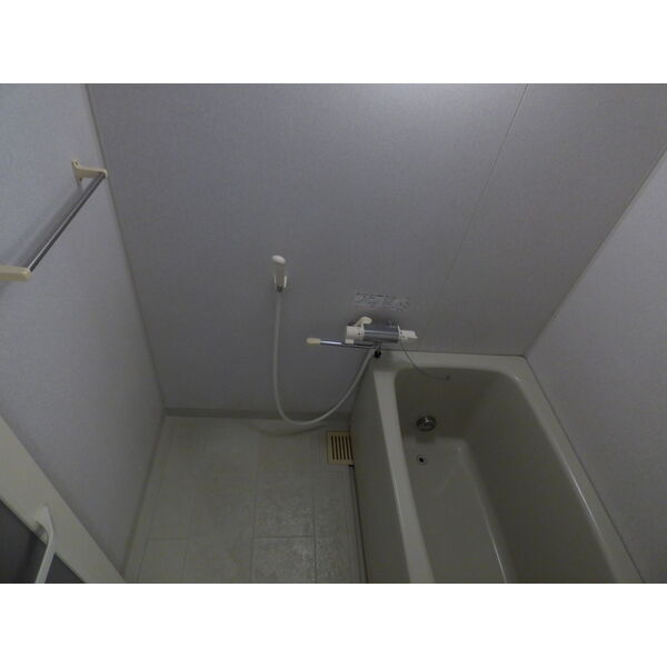 パークサイドK2の浴室