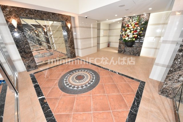 ラグゼ西長堀のエントランス|参考写真