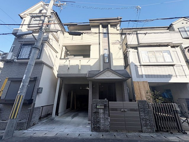 羽束師菱川町の外観
