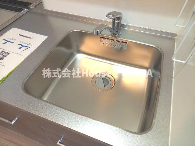 プレリスNEO神戸湊川公園ヴェルト（旧セレニテ神戸西エクラ）のキッチン