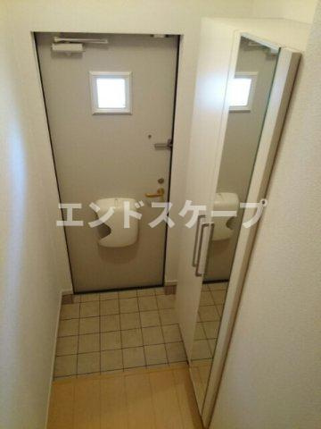 アーバンⅡの玄関|高崎、前橋のお部屋探しはエンドスケープまで！お客様の理想お聞かせ下さい♪
