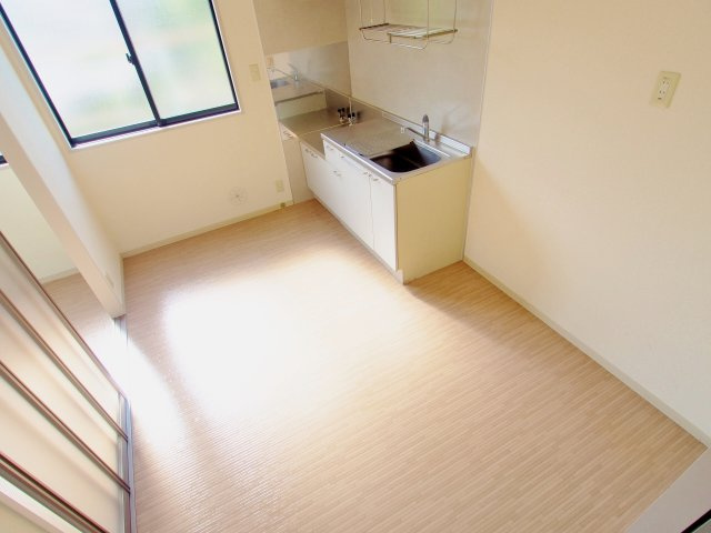 グリーンコートAの居間・リビング