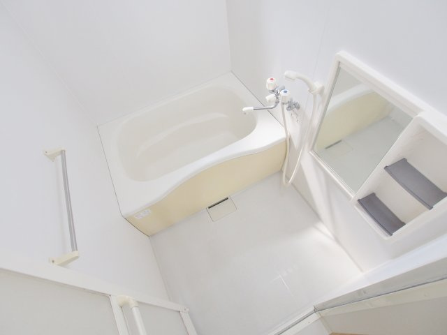 グリーンコートAの浴室