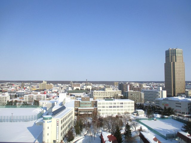 【展望】 | ブランズ新札幌 | ●山並みを望む眺望