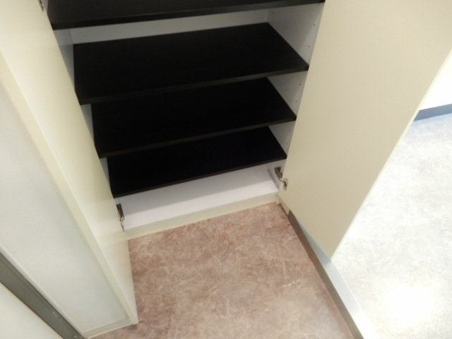 アロハ海岸通の内装