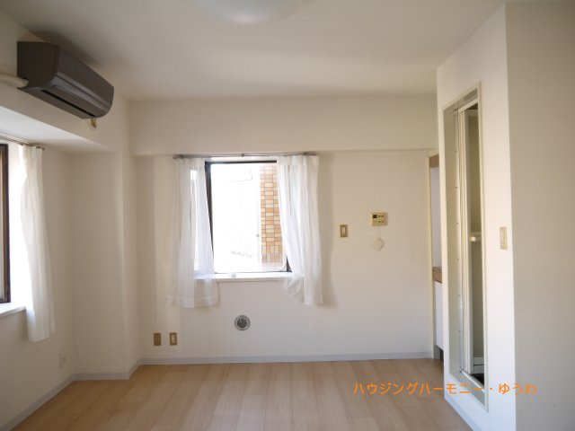 【洋室】 | パーソネージュ中板橋 | リフォーム済みのお部屋なので、室内大変綺麗です！