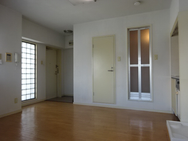 伊川谷マンションの居間・リビング