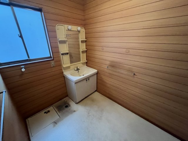 寒河江市大字西根字高畑123-1の洗面所